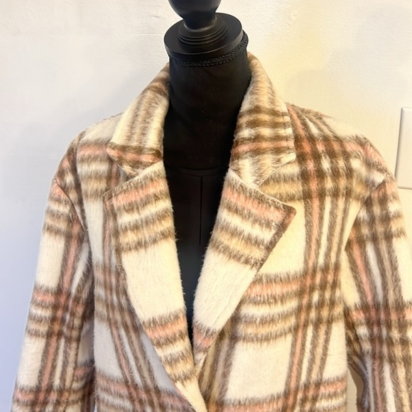 Lush Plaid Faux Fur Wool Coat, sz Medium. - Picture 4 of 15